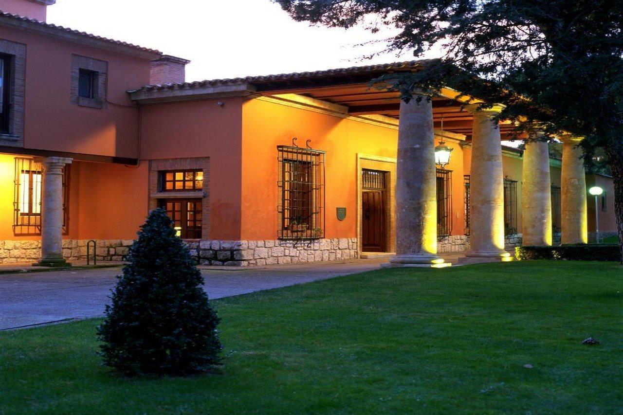 Parador De Тордесильяс Экстерьер фото