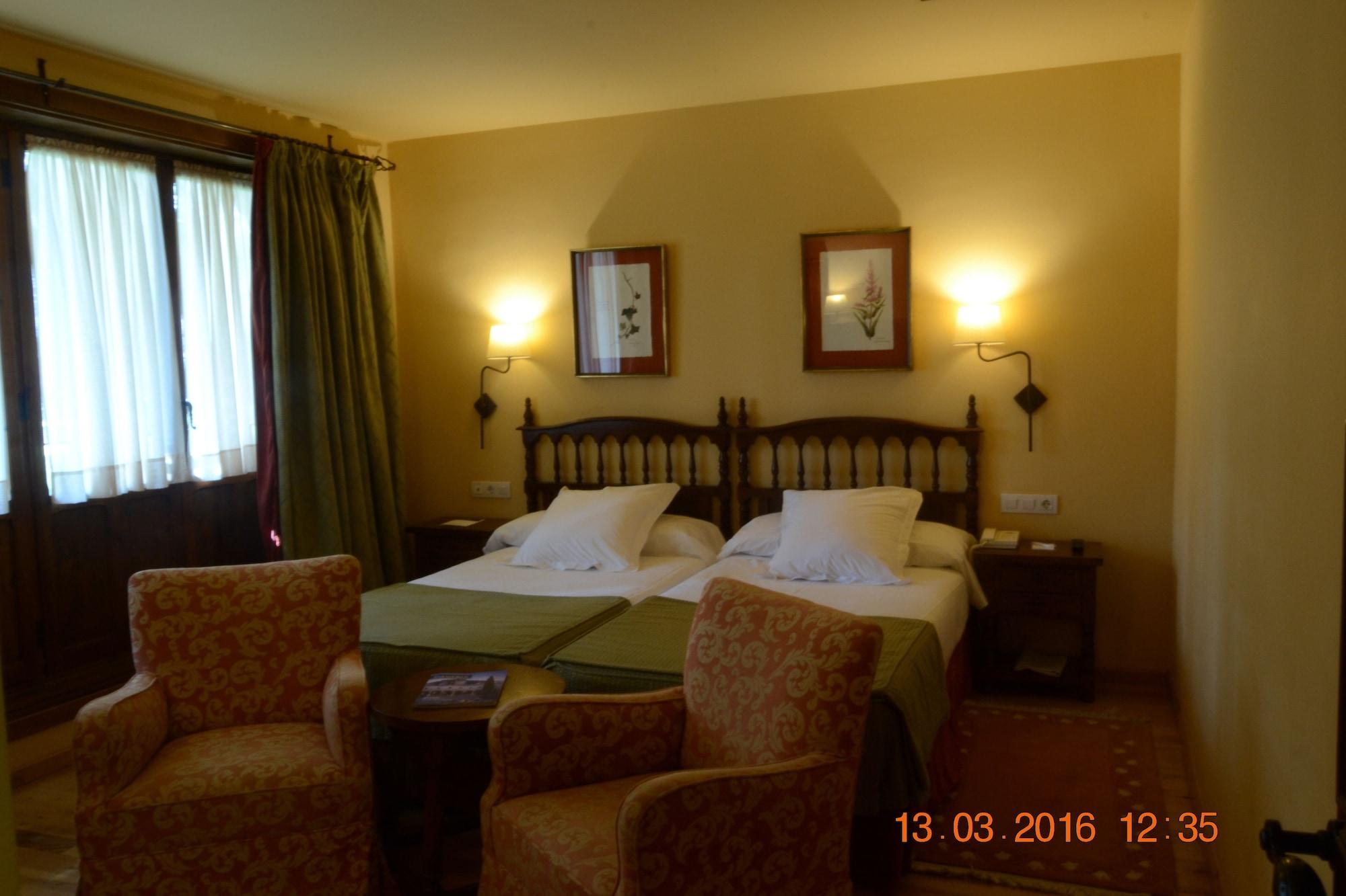 Parador De Тордесильяс Экстерьер фото