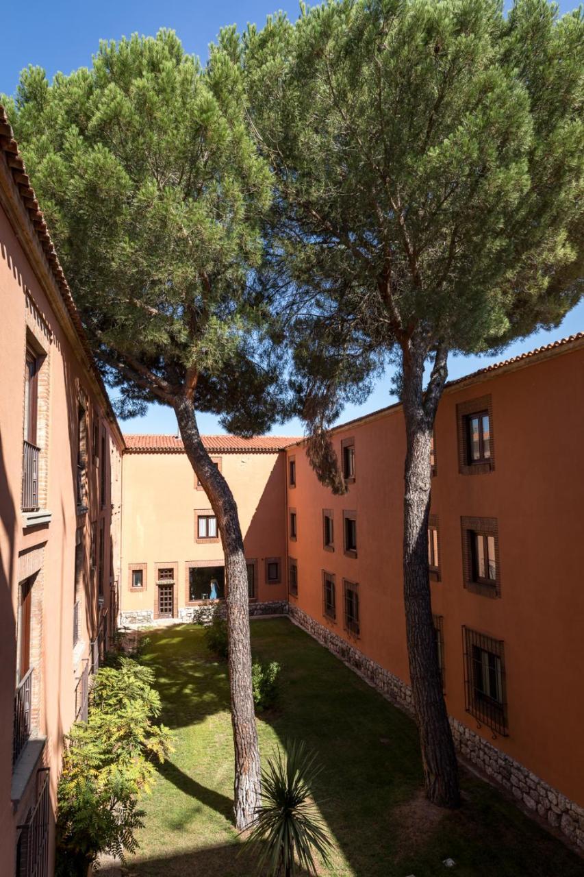 Parador De Тордесильяс Экстерьер фото