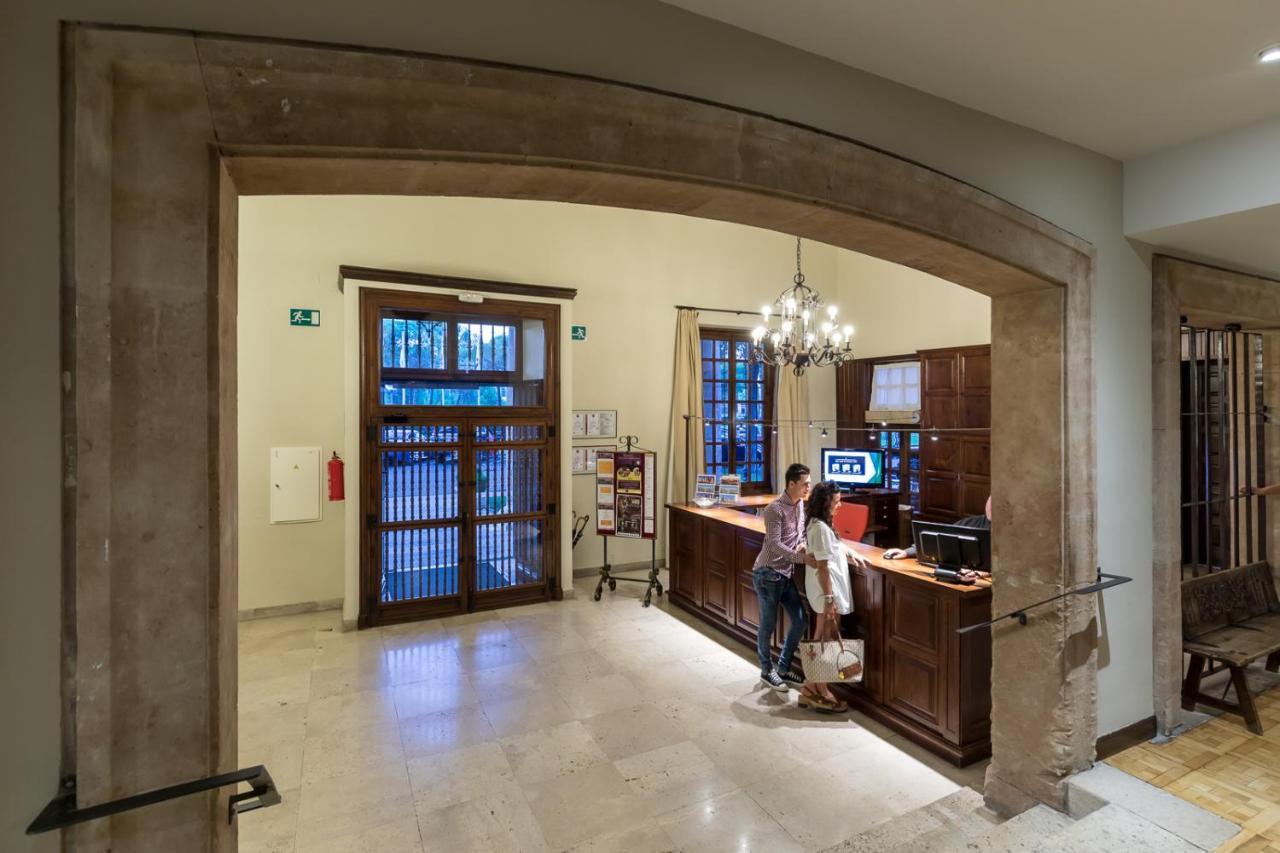 Parador De Тордесильяс Экстерьер фото